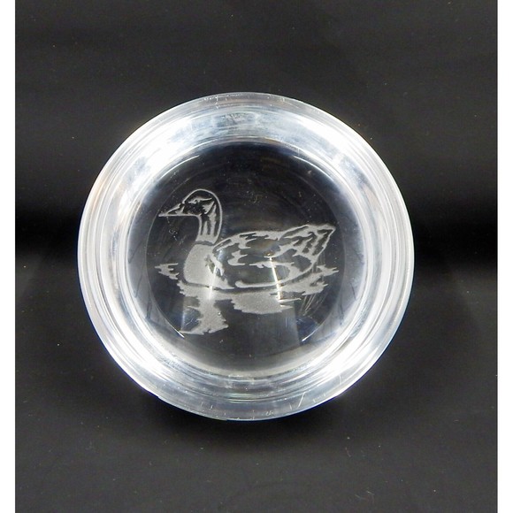 Jonel Full Lead Crystal Etched Duck Dome Magnifying Paperweight 3-1/2 Inches - Picture 9 of 10